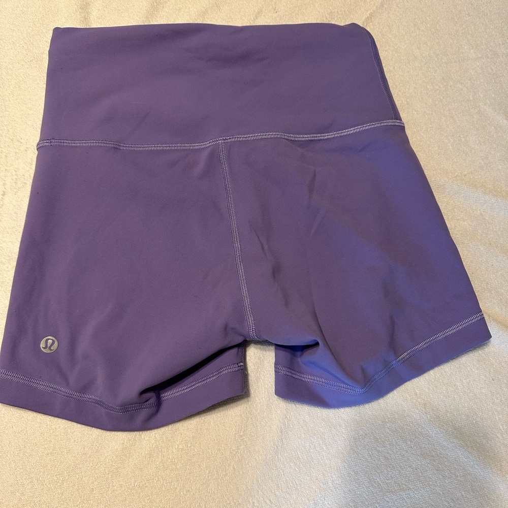 Lululemon bike short